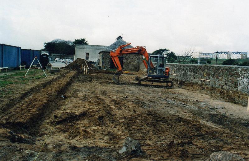 budecanal026.jpg - Clearance of Site for Workshops