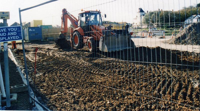budecanal016.jpg - Clearance of old surface near fire station