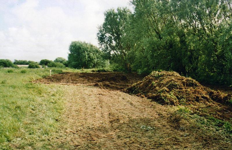 budecanal001.jpg - Clearance of Site