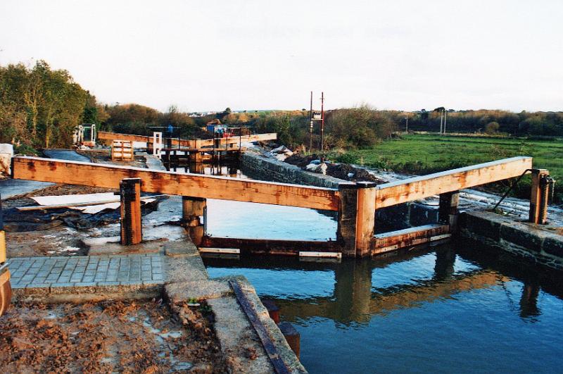 09canalscan127.jpg